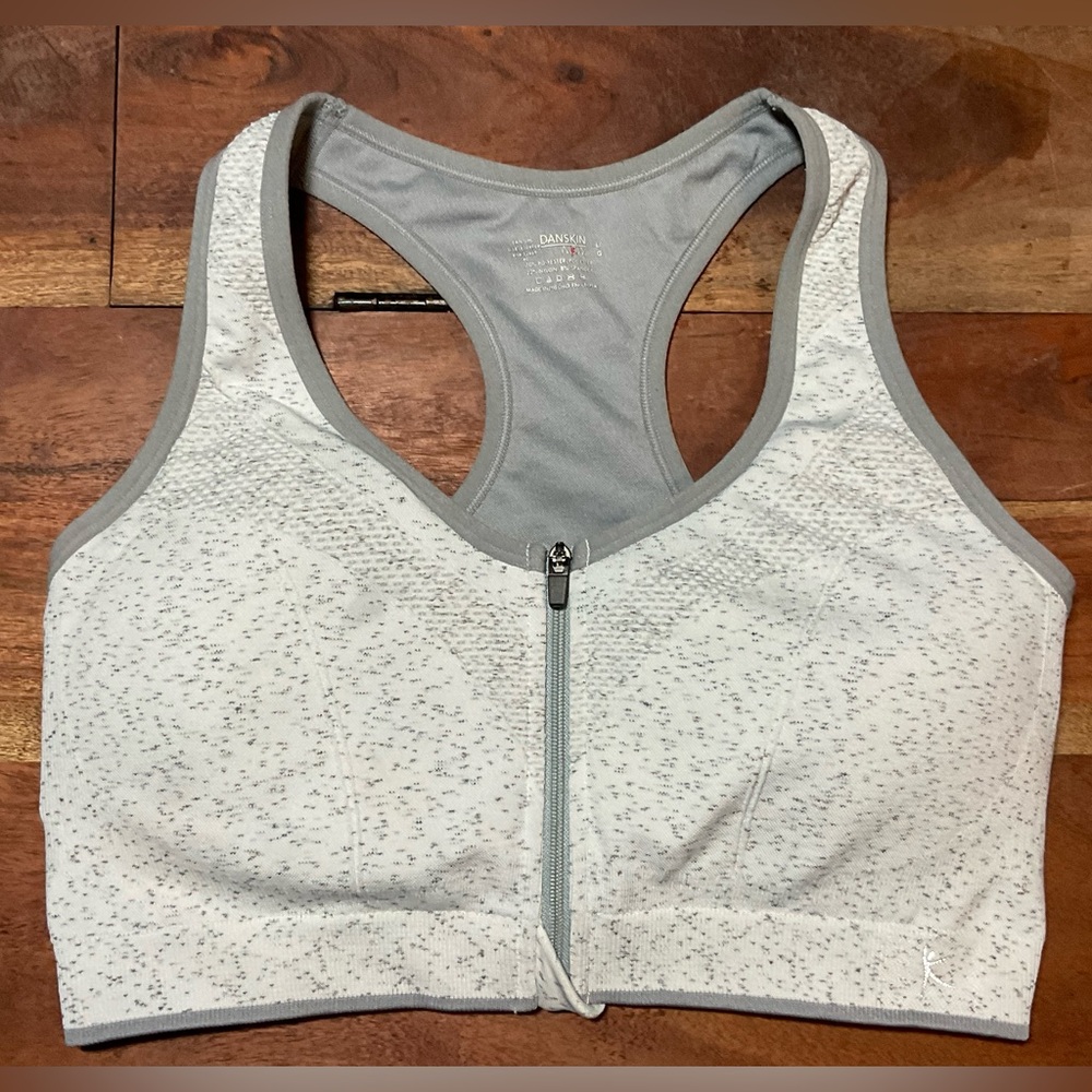 Bundle Athleticwear, Danskin Sport-bra & Anna & Ava Compression pant (Lg/Medium) - Picture 2 of 8